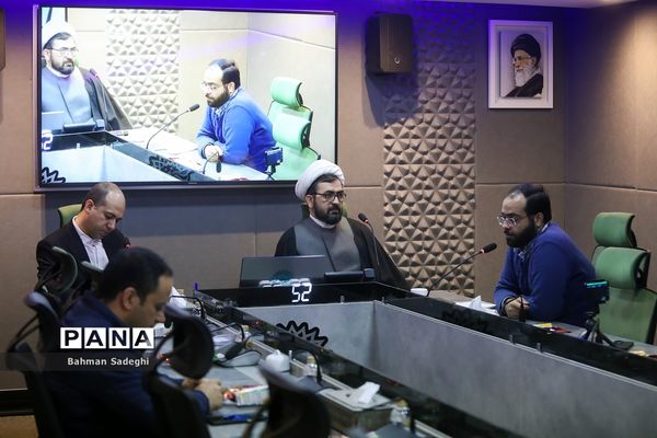 نشست بررسی نسبت جریان‌های مصرف موسیقی و تربیت نسل نو