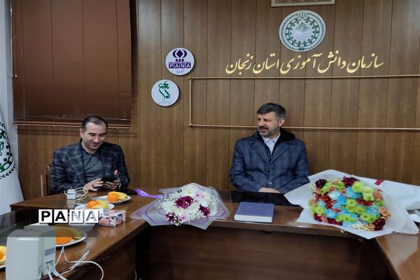 دیدار معاون پرورشی  وزارت آموزش و پرورش با کارشناسان سازمان دانش‌آموزی استان