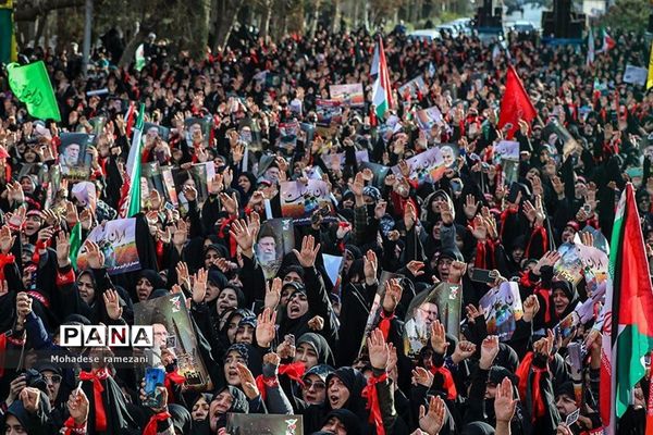 تشییع  شهدای حادثه تروریستی کرمان در مشهد مقدس