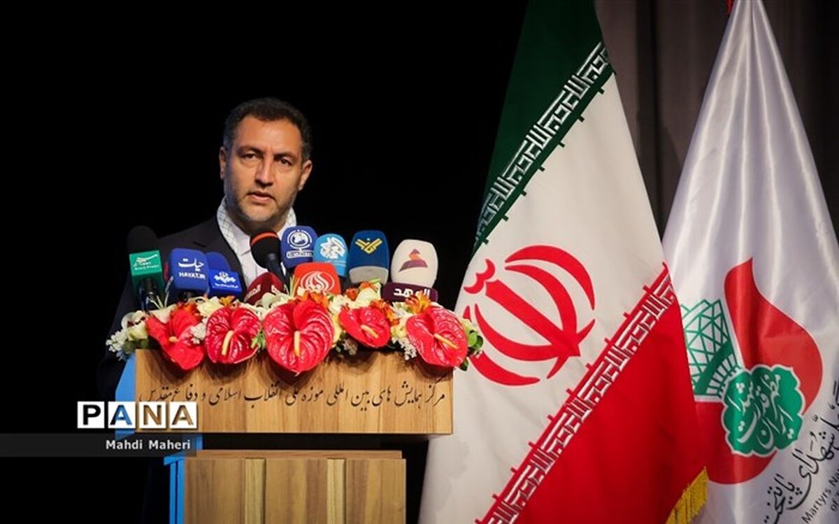 حرکت آموزش و پرورش شهر تهران با تربیت سربازان مکتب سلیمانی در راه آرمان‌های انقلاب اسلامی