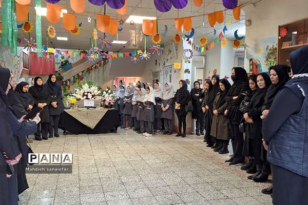 مراسم بزرگداشت شهدای دانش‌آموز حادثه کرمان در ناحیه دو شهرری