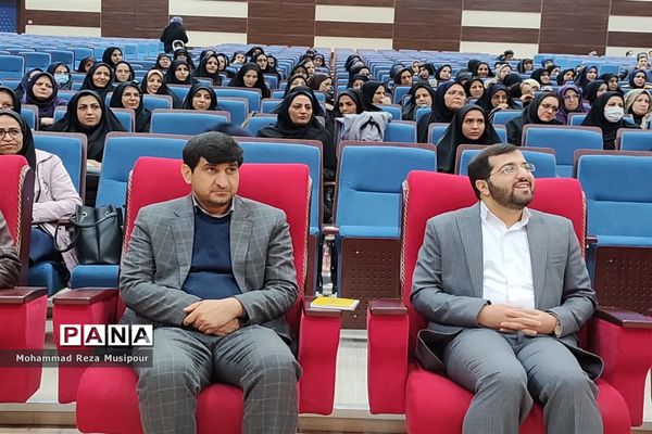 نشست تعاملی مدیران مدارس شهرستان ملارد با موضوع کیفیت‌بخشی عملکرد