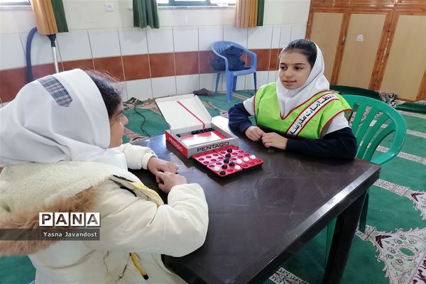 المپیادبازی های فکری رویش در دبستان امام جعفر صادق (ع)