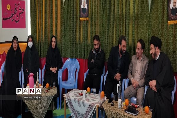 جشن تکلیف دانش‌آموزان دبستان زنده یاد قمصری