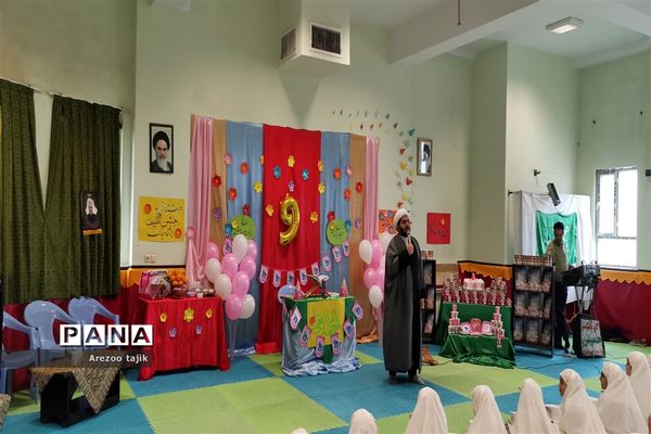 جشن تکلیف دانش‌آموزان دبستان زنده یاد قمصری