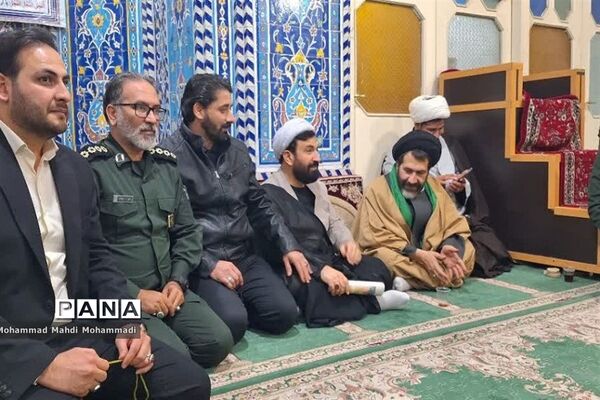 آیین بزرگداشت شهدای حمله تروریستی کرمان در فشافویه