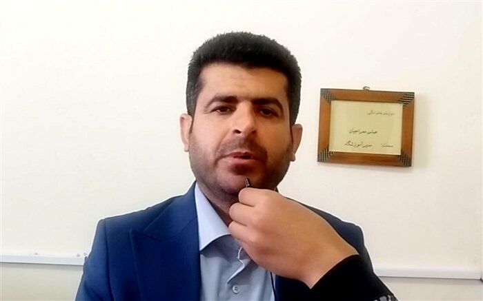 دانش‌آموزان و معلمان پارسیان داغدار شهدای  حادثه کرمان‌/ فیلم