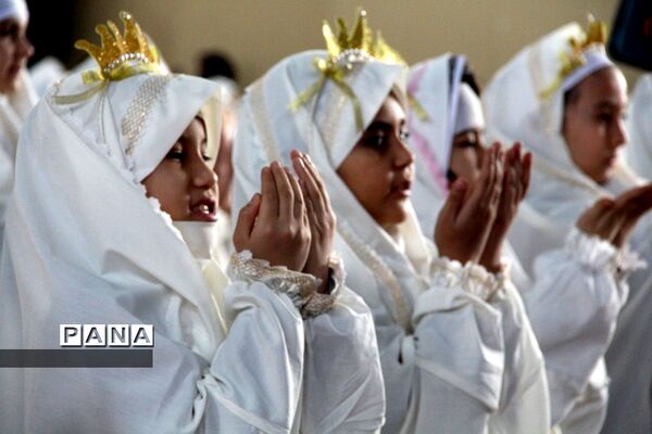 جشن تکلیف دختران در مصلی قیامدشت
