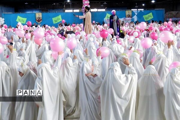 جشن تکلیف دختران در مصلی قیامدشت