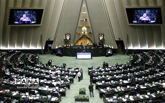 مصوبه کمیسیون تلفیق لایحه بودجه برای تامین سرویس دانش‌آموزان دارای معلولیت