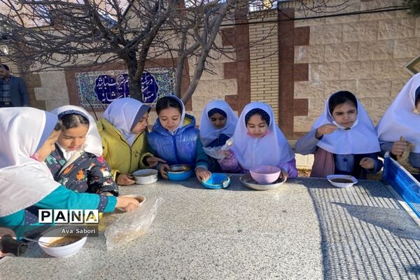 سوگواره شهدای دانش‌آموز کرمان در مدارس آباده
