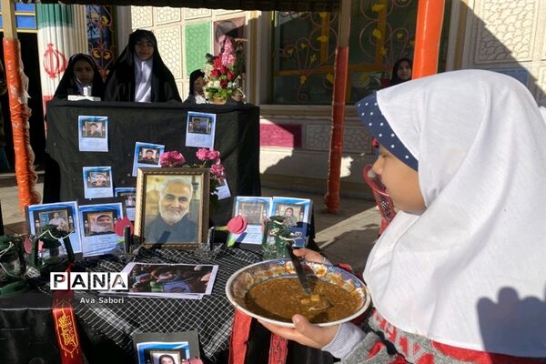 سوگواره شهدای دانش‌آموز کرمان در مدارس آباده