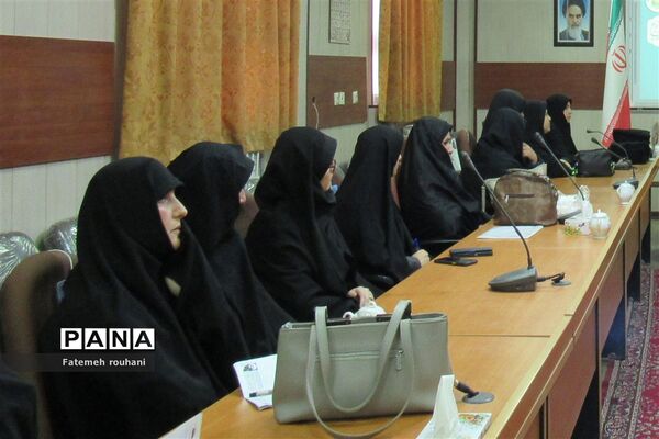 نشست رابطین  عفاف و حجاب در خلیل آباد
