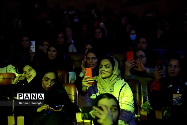 تجلیل از مدال‌آوران مسابقات پاراآسیایی هانگژو