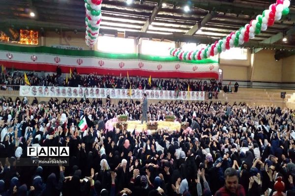 گرامیداشت یاد دانش‌آموزان شهید کرمان در همایش «دختران حاج قاسم»