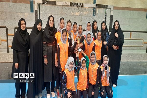 مسابقات فوتسال دانش‌آموزان دختر بافق