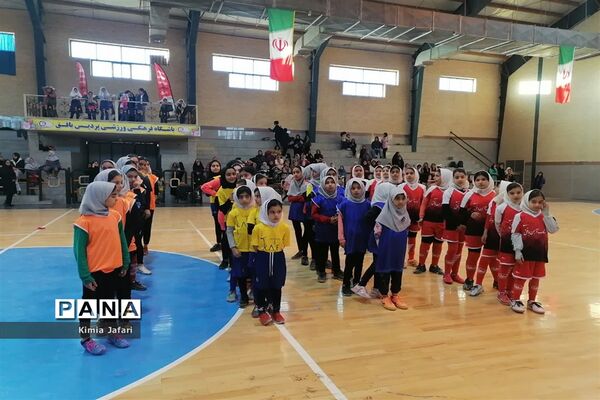 مسابقات فوتسال دانش‌آموزان دختر بافق