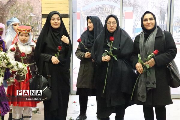 همایش بانوان تاثیرگذار عرصه تعلیم و تربیت