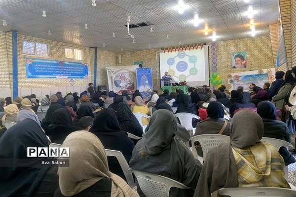 برگزاری کارگاه تربیت فرزند در آباده