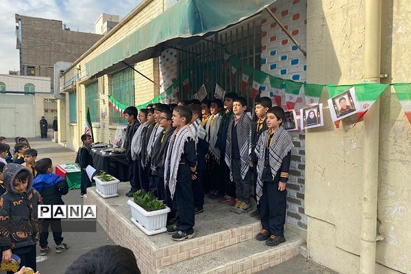 مراسم هفتم شهدای کرمان در دبستان دکتر محمدحسین کیهانی ناحیه یک شهرری