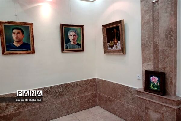 نمایشگاه گروهی هنرهای تجسمی هنرمندان اسلامشهر