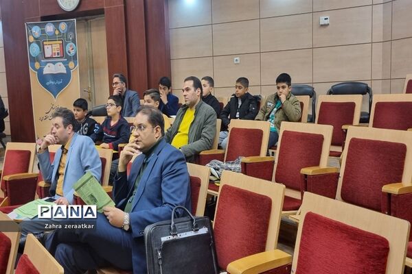 برگزاری آیین تکریم و تجلیل از پژوهشگران برتر ناحیه ۲