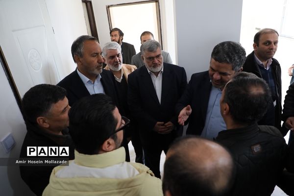 سفر یک‌روزه رئیس کمیسیون عمران مجلس شورای اسلامی و معاون مسکن و ساختمان وزارت راه و شهرسازی به آذربایجان غربی