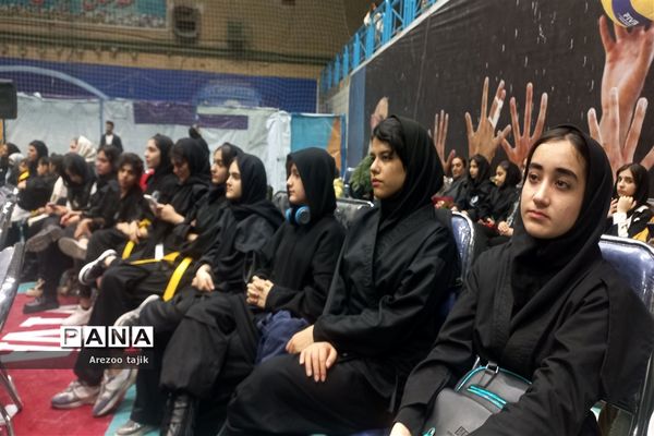 تقدیر از مادران قهرمان و مربیان ورزشی