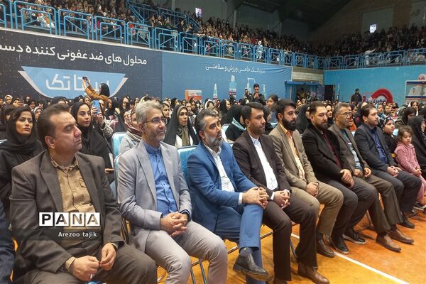 تقدیر از مادران قهرمان و مربیان ورزشی