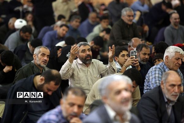 گرامیداشت  سالگرد شهدای حادثه هواپیمای اوکراینی در حرم حضرت معصومه(س)