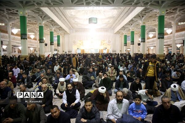 گرامیداشت  سالگرد شهدای حادثه هواپیمای اوکراینی در حرم حضرت معصومه(س)
