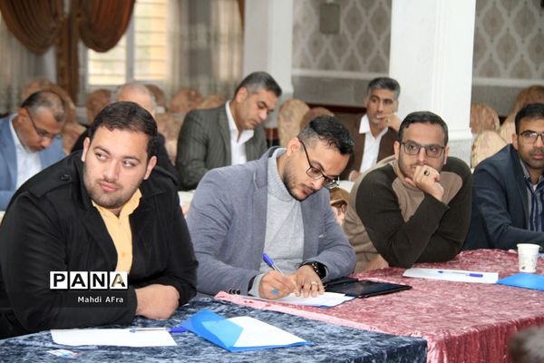 دوره آموزشی کارشناسان فناوری و طرح و برنامه اداره‌کل، نواحی و مناطق آموزش و پرورش خوزستان