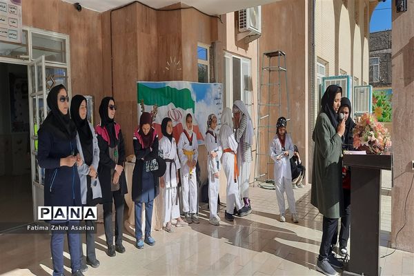 اولین جشنواره ورزشی مادر‌ و دختری در بافق