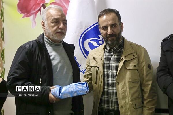 میزبانی اصحاب رسانه از یادگاران بمباران ۲۷ دی دانشگاه تبریز همزمان با سالروز تشکیل بسیج رسانه