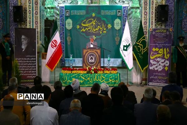 مراسم دعای ندبه هیات رزمندگان اسلام در حرم مطهر حضرت محمد هلال بن علی (ع) آران و بیدگل