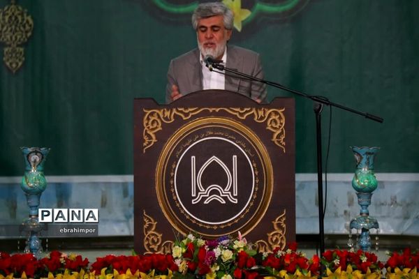 مراسم دعای ندبه هیات رزمندگان اسلام در حرم مطهر حضرت محمد هلال بن علی (ع) آران و بیدگل