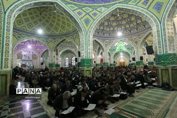 مراسم دعای ندبه هیات رزمندگان اسلام در حرم مطهر حضرت محمد هلال بن علی (ع) آران و بیدگل