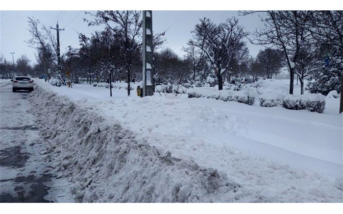 برف‌روبی ۴۷ هزار کیلومتر از جاده‌های اردبیل و مسدود بودن راه ۶۰ روستا