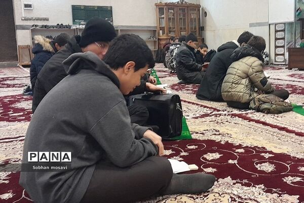 مراسم  پرفیض زیارت عاشورا در دبیرستان علامه طباطبایی ناحیه دو شهر ری
