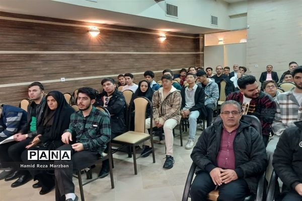 مراسم تقدیر از منتخبان برتر چهل و یکمین جشنواره فرهنگی‌، هنری امید فردا در اسلامشهر