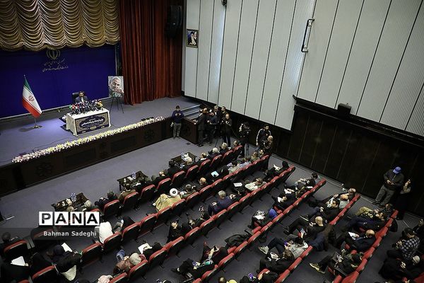 نشست خبری وزیر فرهنگ و ارشاد اسلامی