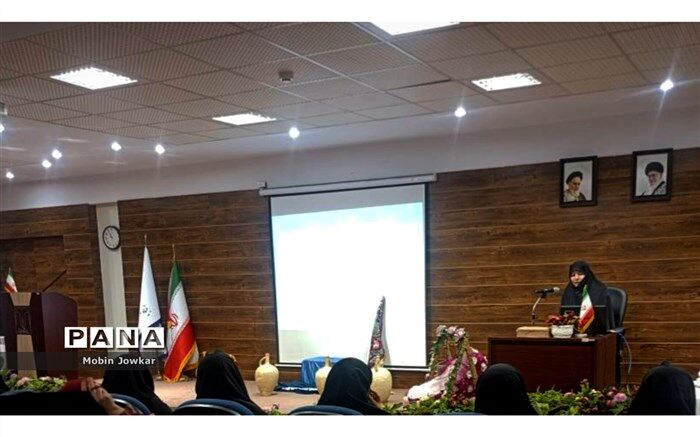 به‌کارگیری تمامی ظرفیت‌های مدارس در برگزاری جشن عبادت دختران