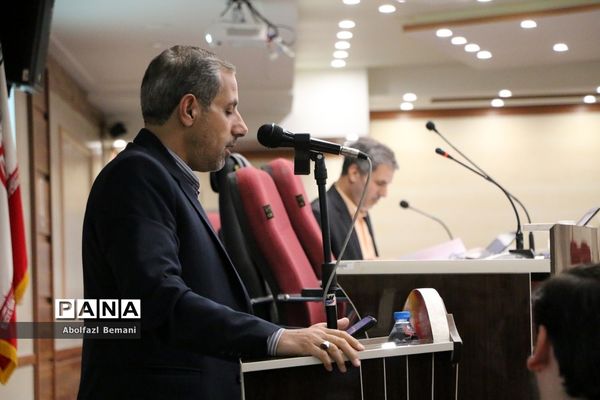 نشست تخصصی معاونان پرورشی و فرهنگی آموزش و پرورش سراسر کشور در قم