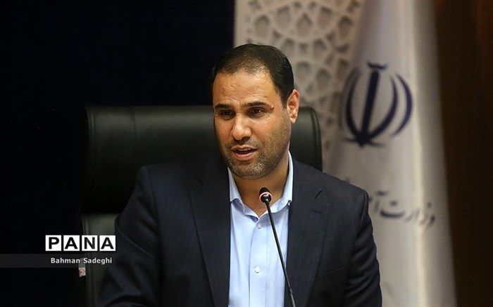 تنوع مدارس را کاهش و کیفیت معلمان را افزایش خواهیم داد