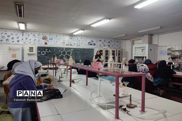 کارگاه‌های آموزشی در پژوهش‌سرای ابوریحان بیرونی ناحیه ۵ مشهد