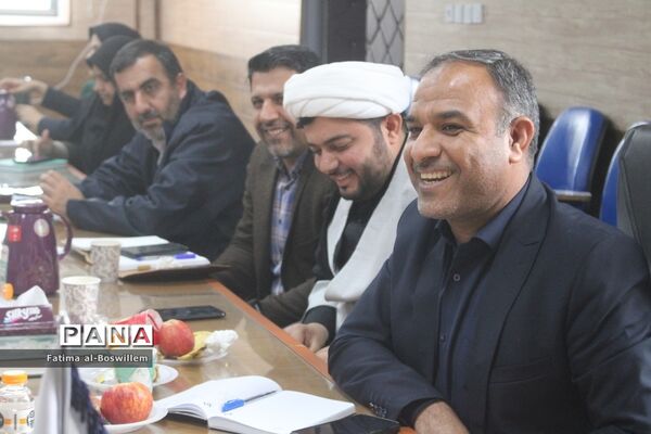 نشست هم اندیشی فعالیت های پرورشی و فرهنگی آموزش و پرورش استان بوشهر