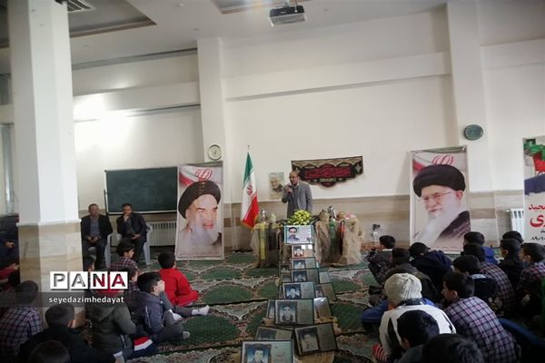 یادواره شهدا در دبستان شهید بصیری ابرکوه