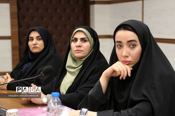 نشست فصلی مأمورین و رابطین سازمان دانش‌آموزی شهرستان‌های استان تهران