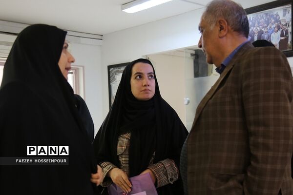 بازدید مأمورین و رابطین سازمان دانش‌آموزی شهرستان‌های استان تهران از تحریریه خبرگزاری پانا