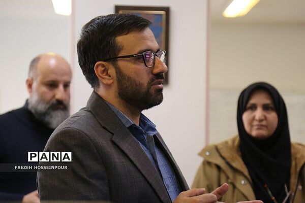 بازدید مأمورین و رابطین سازمان دانش‌آموزی شهرستان‌های استان تهران از تحریریه خبرگزاری پانا